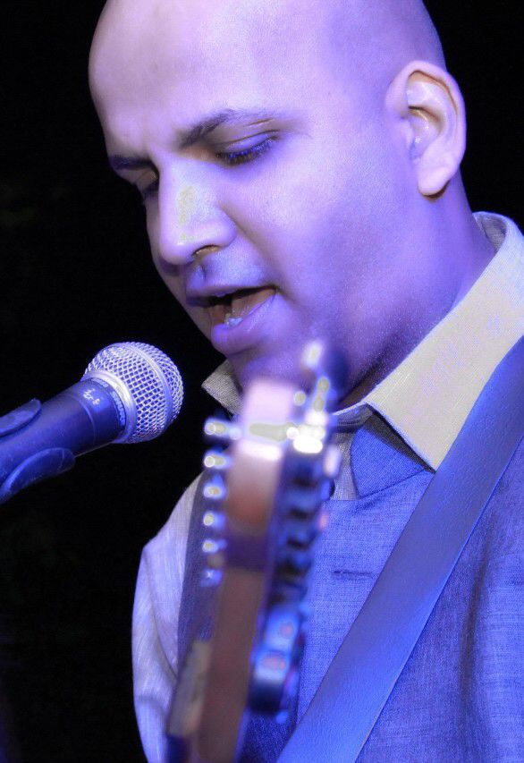 best male jazz singer udaipur